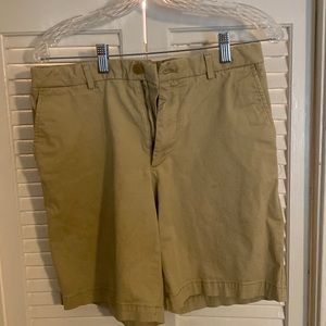 Izod Khaki Shorts